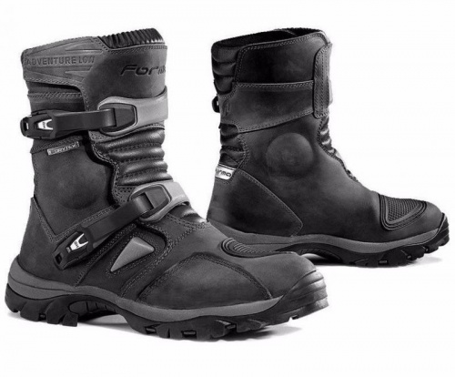 Forma Мотоботы Adventure Low Black в Архангельске